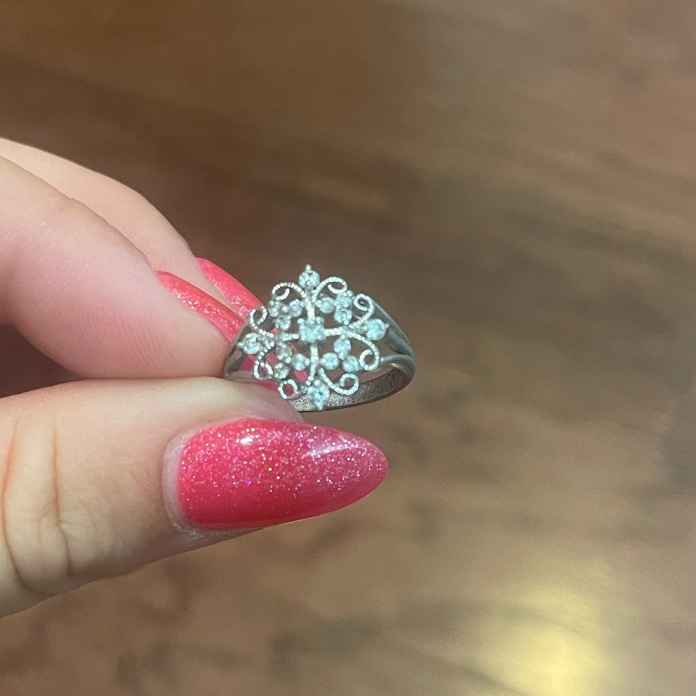 Cubic Zirconia Stone Pure sterling silver Ring - size 7 - Picture 2 of 4